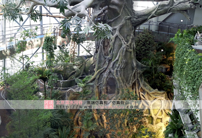 仿真榕樹樹制作途中帶女兒旅游