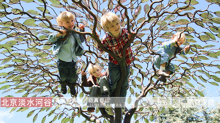 金屬仿真樹和水泥仿真樹和玻璃鋼假樹相比的優點