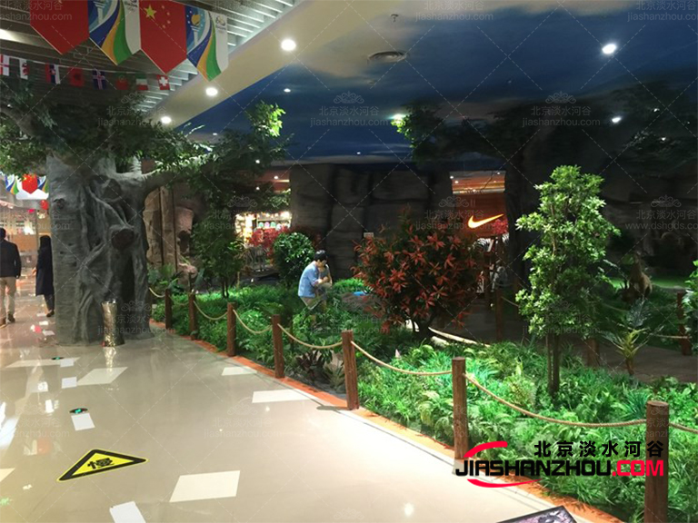 使用仿真樹就意味著低養護就可以坐享高級庭院美景