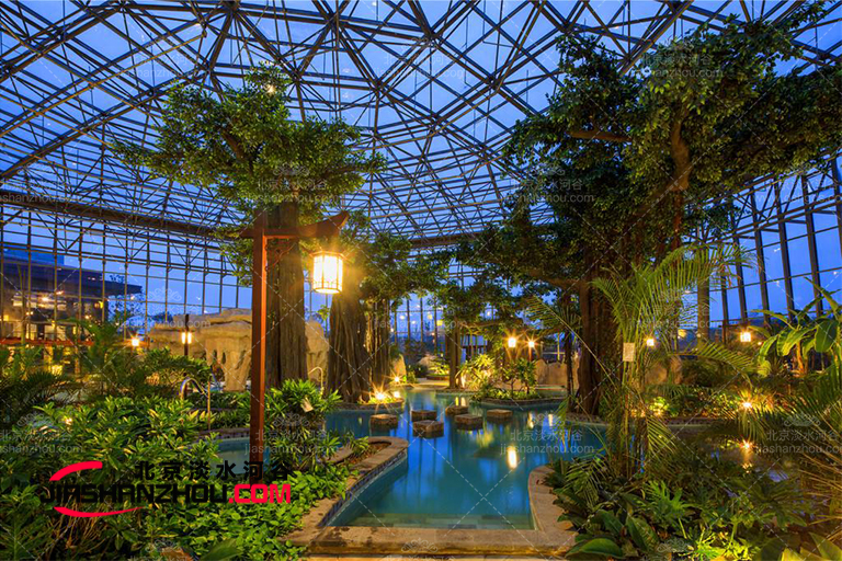 設計和施工結合 讓客戶的仿真樹景觀工程事半倍功