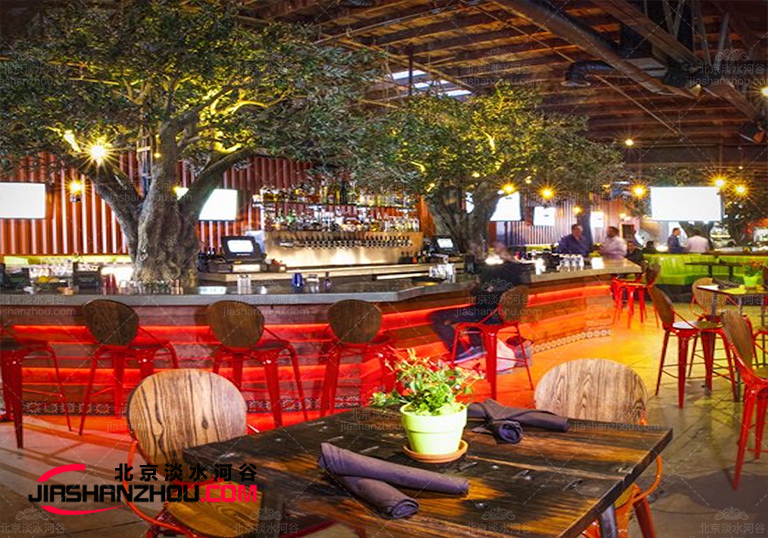 室內(nèi)假樹裝飾設(shè)計公司都用這個團隊