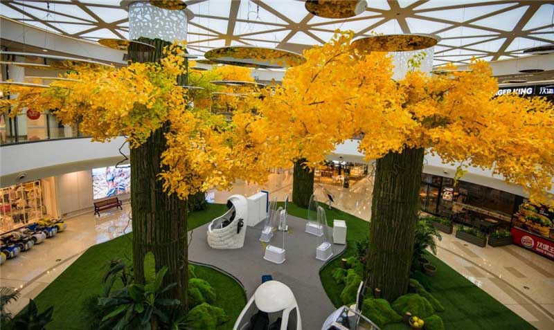 這些植物和仿真樹搭配可漂亮了