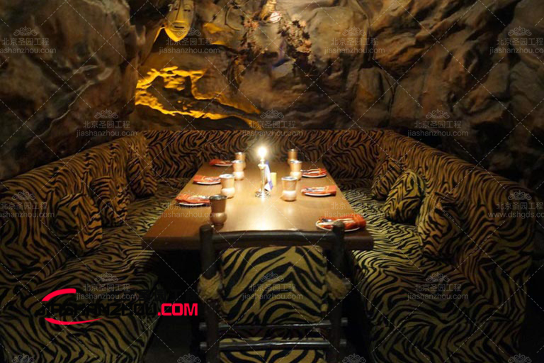 泰國火的網(wǎng)紅仿真洞穴餐廳中國也有了每晚都生意爆滿