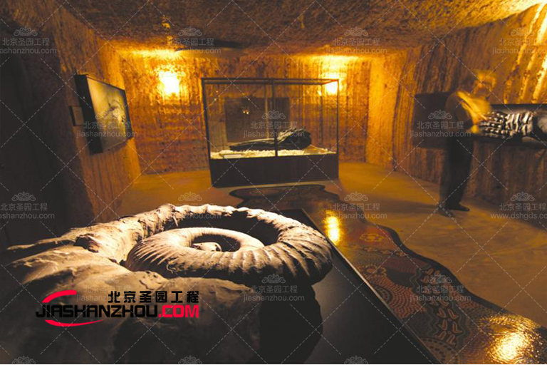 關(guān)于仿真山洞豪宅設(shè)計(jì)布局想法北京廠家有很多建議