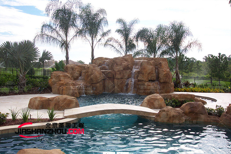 假山水池制作過程