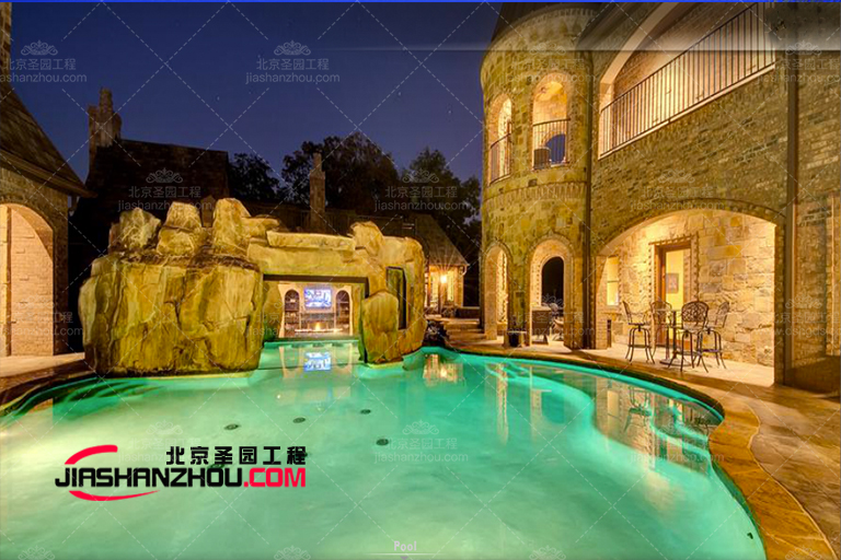 表面不起眼的洞穴主題窯洞別墅里面滿是奢華還有泉水