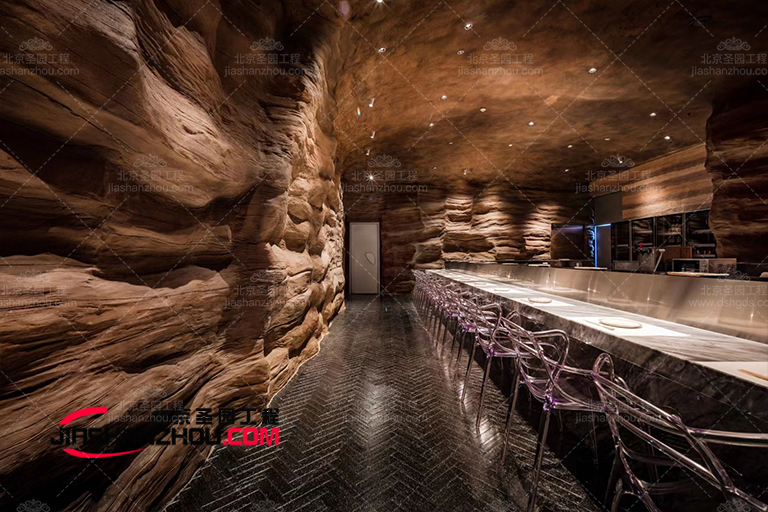 三亞海豚美式人工窯洞餐廳營造一種大氣的用餐體驗