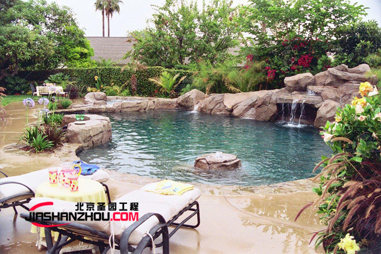 南京寶塔山人工水泥塑石假山景觀工程制作