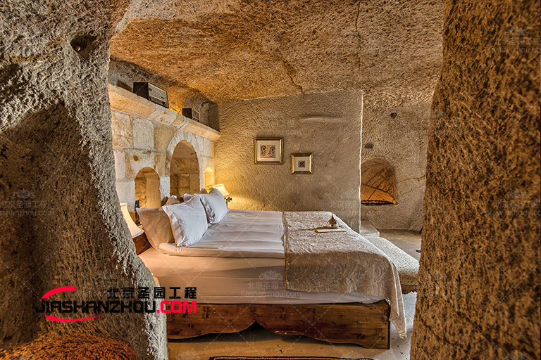 關(guān)于仿真山洞別墅臥室休息區(qū)的設(shè)計想法