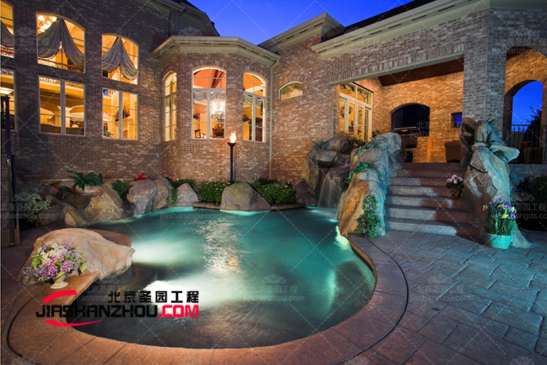 有各種塑石假山水池設計理念包括流行的類型 成本 建筑技巧