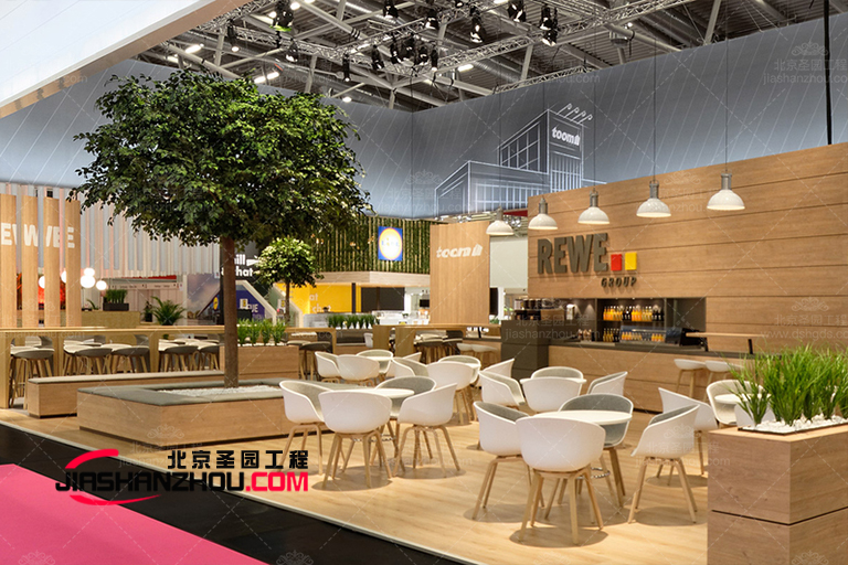 北京廠家的人造仿真樹是一個會讓人散發(fā)純粹喜悅的選擇