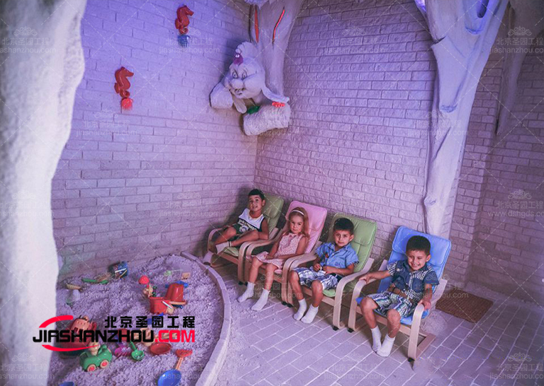 定制設(shè)計人工喜馬拉雅鹽療房是一種時尚的選擇