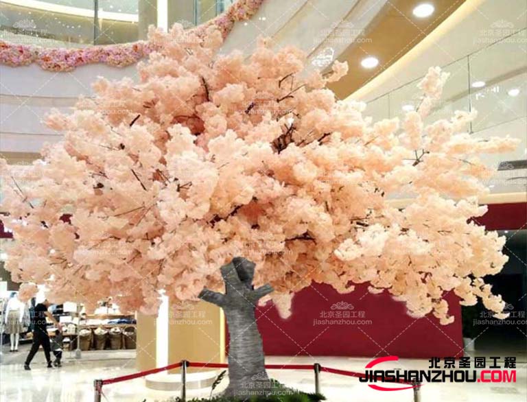 仿真樹(shù)逐漸成為當(dāng)下景觀裝飾的潮流賦予了園林造景的活力