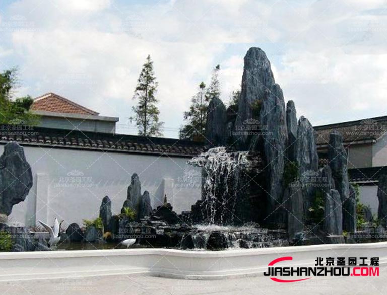 塑石假山在一些網(wǎng)紅景觀里發(fā)揮著強的作用