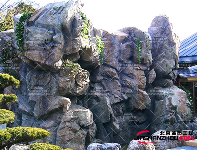 塑石假山與傳統的真山相比降低了價格成本