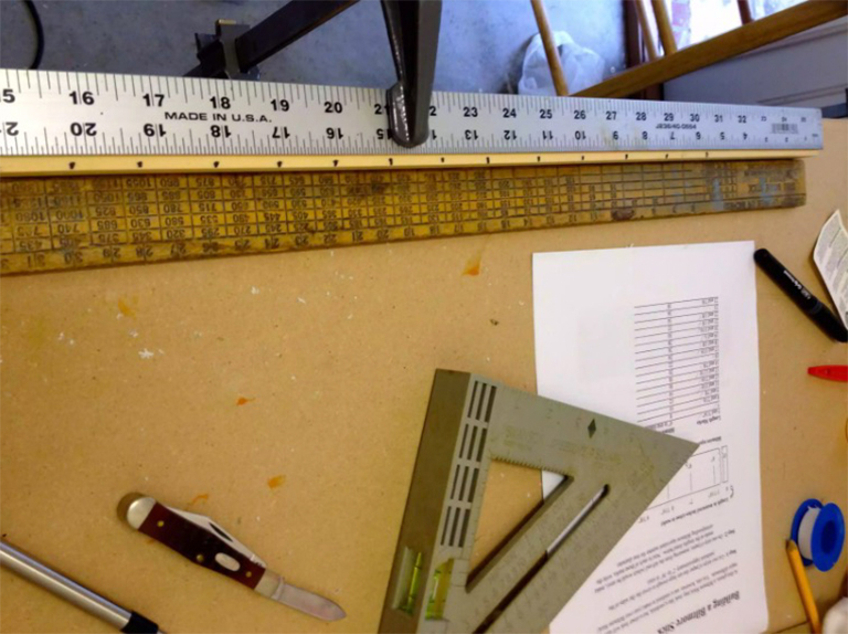 縮放和劃刻起皺的棍棒.jpg 縮放和劃刻起皺的棍棒