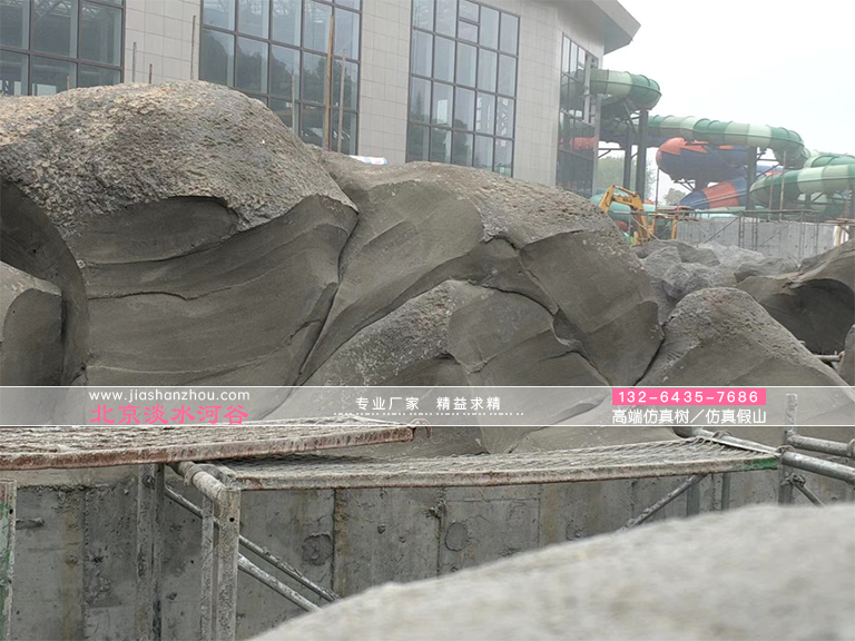 塑石假山.jpg 塑石假山