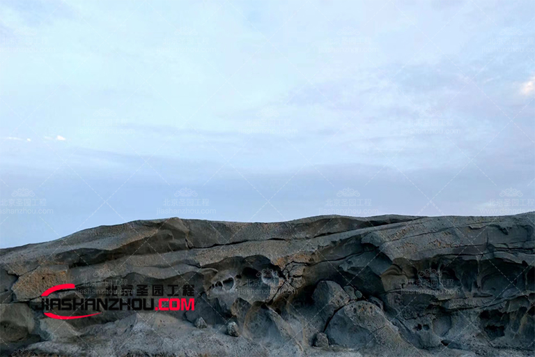 塑石假山.jpg 塑石假山