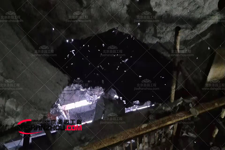 洞穴主題鹽療別墅.jpg 洞穴主題鹽療別墅